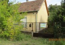 Egy Bajtárs utcai ingatlant is árul az önkormányzat