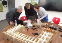 24 órás legóépítésbe kezdtek a gimnazisták