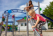 Új játszótér épült, ezúttal az iskolás korosztály örülhet