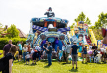 Rendőrnap, Halász Judit, új mesekönyv és Zokni kutya – elképesztő hétvégéje lesz a gyereknek Dunakeszin