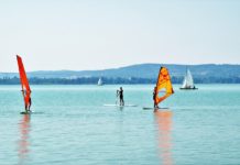 Dunakesziek is buliznak a Balatonnál