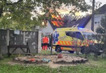 Leégett egy ház, segítséget kér a család