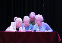 Különleges vetélkedőt tartottak a Dunakeszi Nyugdíjas Kiránduló Klubban