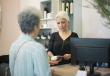 Országos, ingyenes tréningsorozattal segítik a vállalkozókat