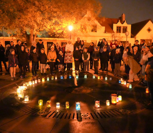 “Egy kis fény is nagy csodát tehet” – Szent Márton-napi fényösvény Dunakeszin