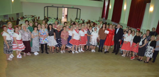 Rekordösszegű adománnyal zárult a RED-IT Idősbarát Egyesület idei jótékonysági táncgálája