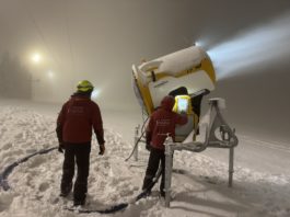 Elindultak a vadonatúj hóágyúk, készülnek a sípályák a Mátraszentistváni Síparkban