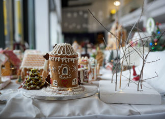 Elképesztően látványos mézeskalács falu épület fel a Szent István iskolában