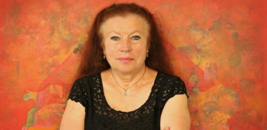 “A zene végigkísér bennünket az egész életünkön” – Juhász Terézia csellótanár a művészeti oktatás erejéről