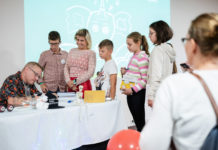 Vámos Robi a dunakeszi Auchan áruházban dedikál, ne hagyja ki!