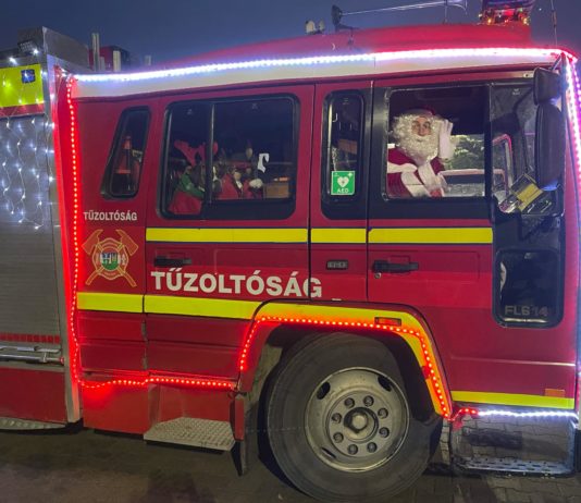 VÁLTOZÁS – Új időpontban érkezik a tűzoltóautós Mikulás