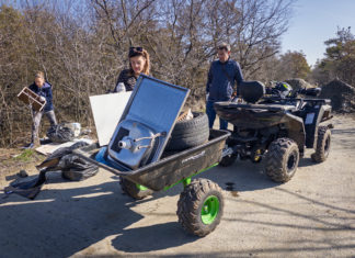 Még egy II. világháborús tüzérségi lövedéket is találtak Dunakeszin a szemétszedés közben