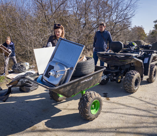 FRISSÍTÉS: Még egy II. világháborús tüzérségi lövedéket is találtak Dunakeszin a szemétszedés közben, amit robbantani kellett