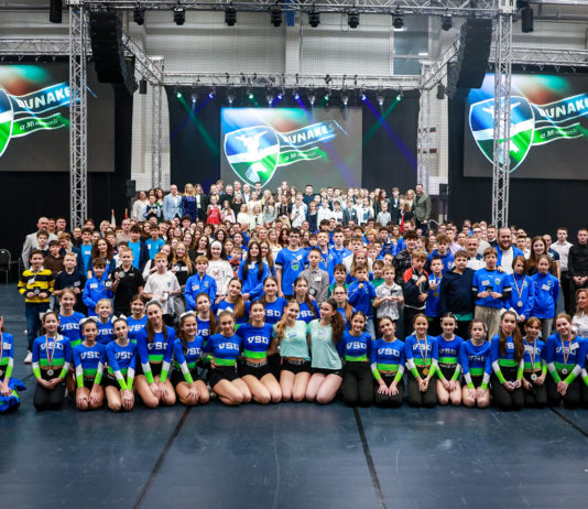 Igazi sportünnep Dunakeszin: több mint félezer sportoló vehetett át elismerést