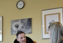 A sajtóban megjelent hírekkel ellentétben Dunakeszin még csak a Fidesz adta le a szükséges aláírásokat