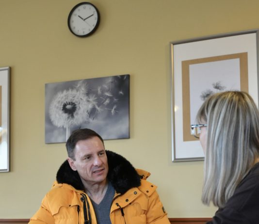 Frissítve: Már ketten is leadták Dunakeszin a szükséges aláírásokat