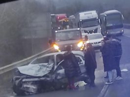 Frontális ütközés az M2-es autóúton