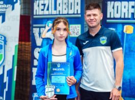 Mindegy, hogy fiúkkal vagy lányokkal kell megküzdeni, a technikai tudása nem hagyja cserben Zórát