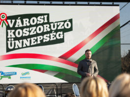 Hősökre emlékeztünk: megemlékezés a Március 15-e parkban