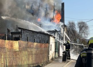 Porig égett egy lakóház Fóton