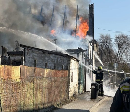 Porig égett egy lakóház Fóton