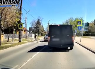 Centiken múlt a gázolás Dunakeszin – Mobilozó gyalogos lépett az autó elé