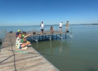 A horgásztáborral indult a nyári szezon a balatonakarattyai üdülőben