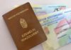 Fontos változás: augusztustól már nem lesznek érvényesek a régi, könyv alakú személyi igazolványok