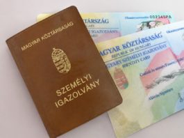 Fontos változás: augusztustól már nem lesznek érvényesek a régi, könyv alakú személyi igazolványok