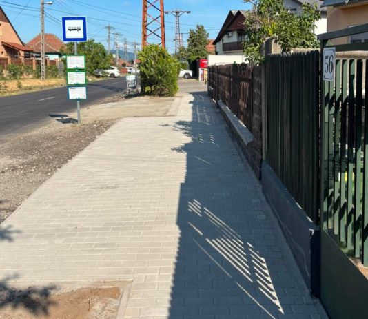 Újabb szakaszon újult meg a Rév úti járda Dunakeszin