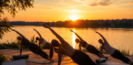 Naplementés pilates a Duna-parton – Így búcsúzhatunk a nyártól