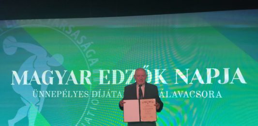 Életműdíjjal ismerték el Kundlya János több évtizedes munkáját