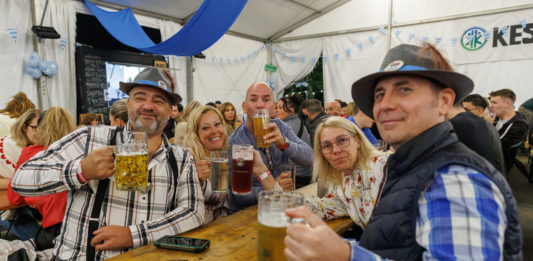 Új fesztivállal gazdagodott Dunakeszi – Nagy érdeklődés kísérte az Oktoberfestet